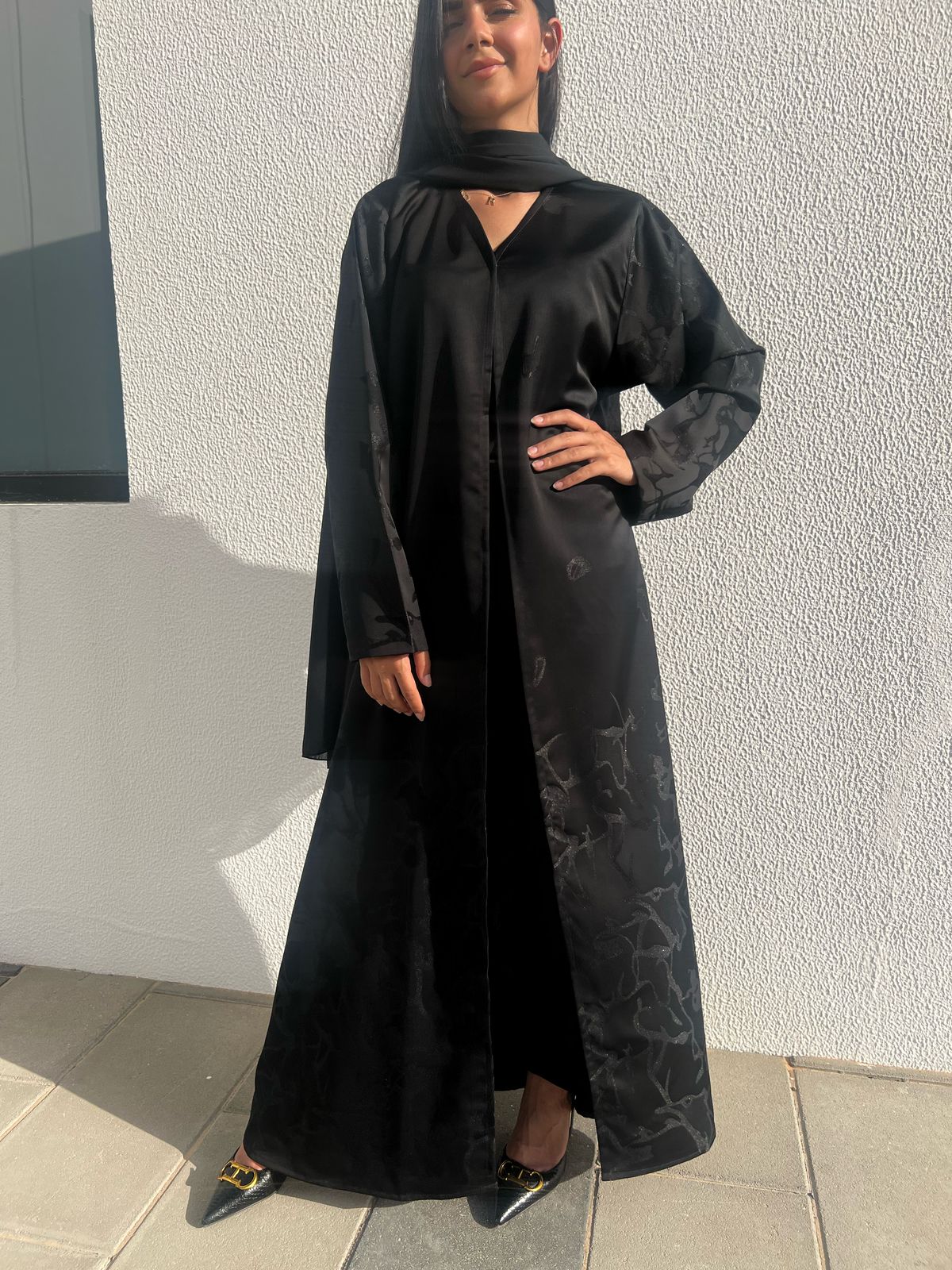 ROYAL ABAYA