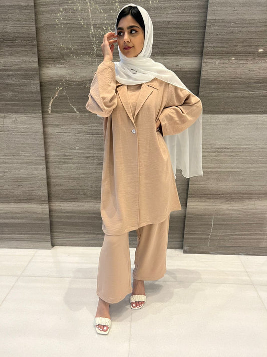 ملابس السفر من TWZ